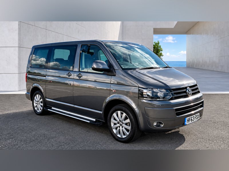 2013 Volkswagen Caravelle 2.0 BiTDI BlueMotion Tech Executive MPV 5dr Diesel DSG Euro 5 s/s 180 ps